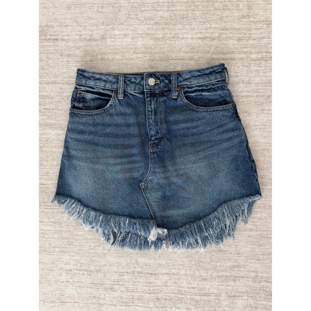 Free People Bailey Asymmetrical Raw Hem Fringe Denim Mini Skirt Boho Festival 26